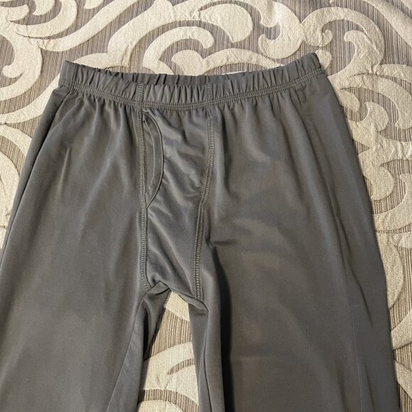 ClimateSmart Boys' Comfortech Poly 2pc Base Layer Set Gray Size Medium EUC - Picture 6 of 8